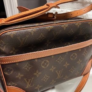 Louis Vuitton Crossbody